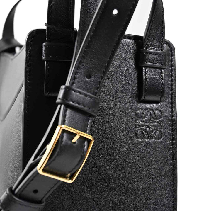 ロエベ LOEWE ショルダーバッグ ハンモック スライス A538HHSX01 1100 ブラック 2025年春夏 レディース