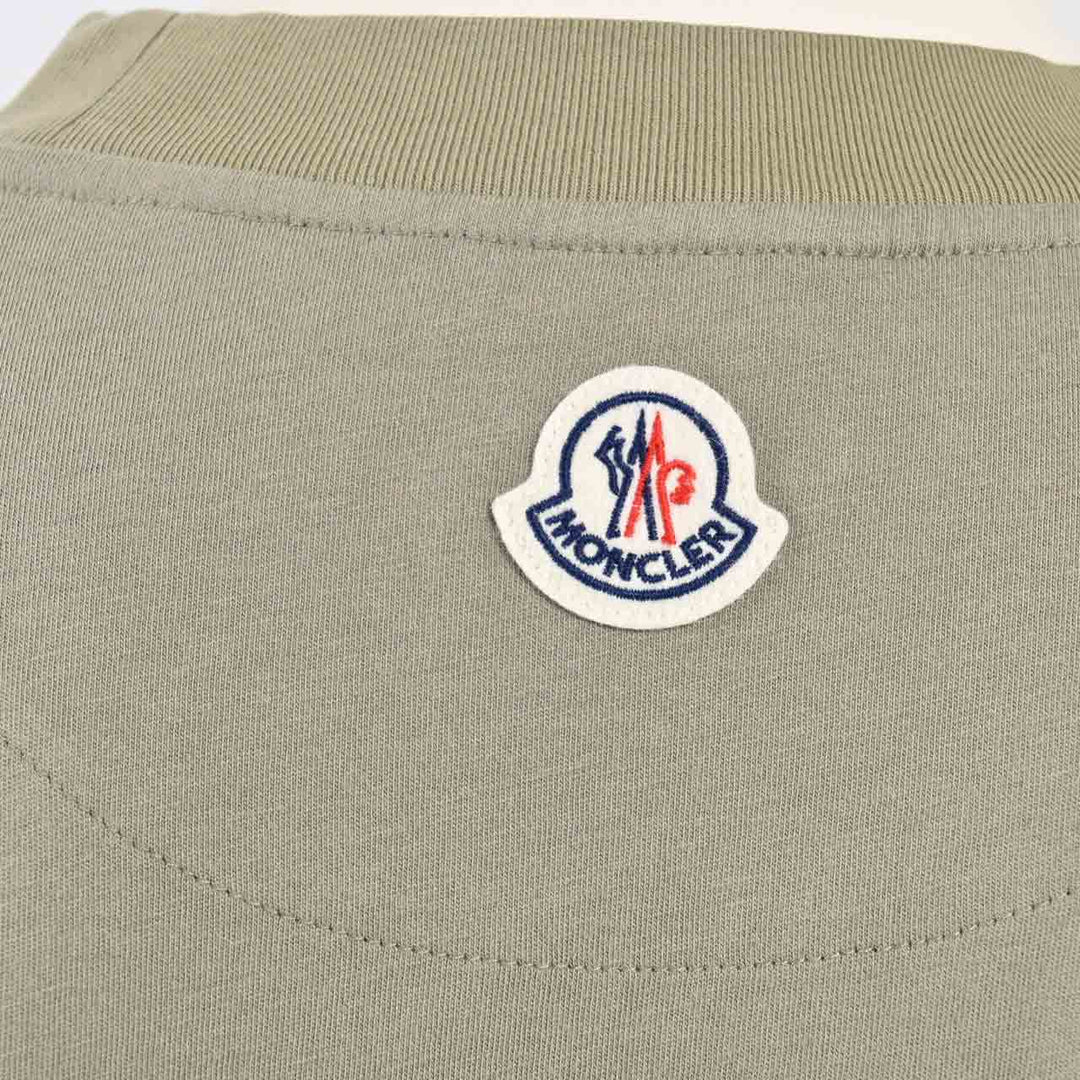 モンクレール MONCLER クルーネック長袖Ｔシャツ 8C01128 8390Y 880 グリーン 年秋冬 メンズ