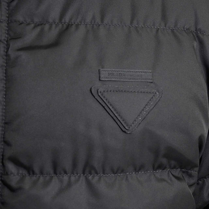 プラダ PRADA ダウンジャケット SGC921 S OOO 11C9 F0002 ブラック 2025AW メンズ