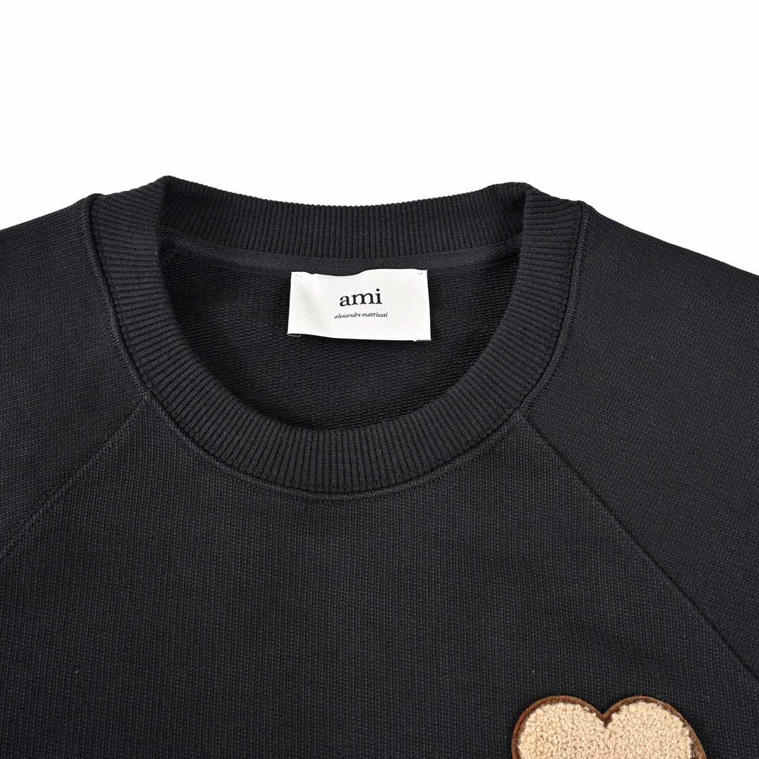 アミ AMI クルーネックセーター USW771.747 001 ブラック 2025AW メンズ