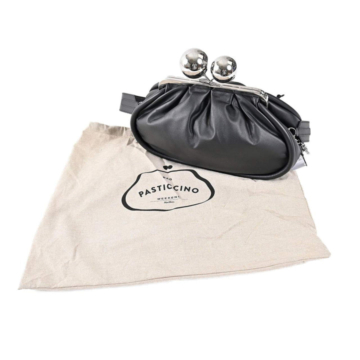 ウィークエンド マックスマーラ WEEKEND MAXMARA バッグ MILVANEW 5516025600 007 ブラック 2025AW レディース